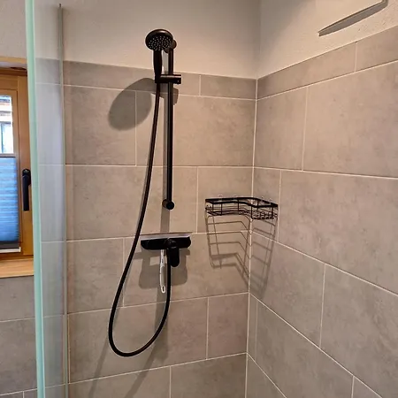 Lantgård Leitnerbauer's Troadkasten *